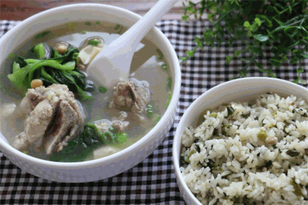 弄堂口菜饭骨头汤